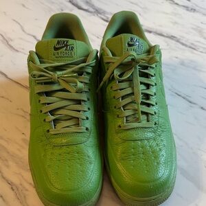 Nike Air Force 1 Low Waterproof Green Sneakers
